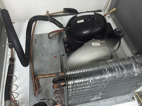 chisti kondecator i kompresor holodilni shkaf polair big